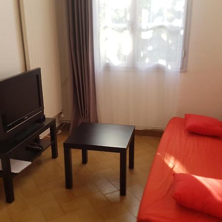 Appartements Coeur De Village Saint-Jean-du-Bruel Phòng bức ảnh
