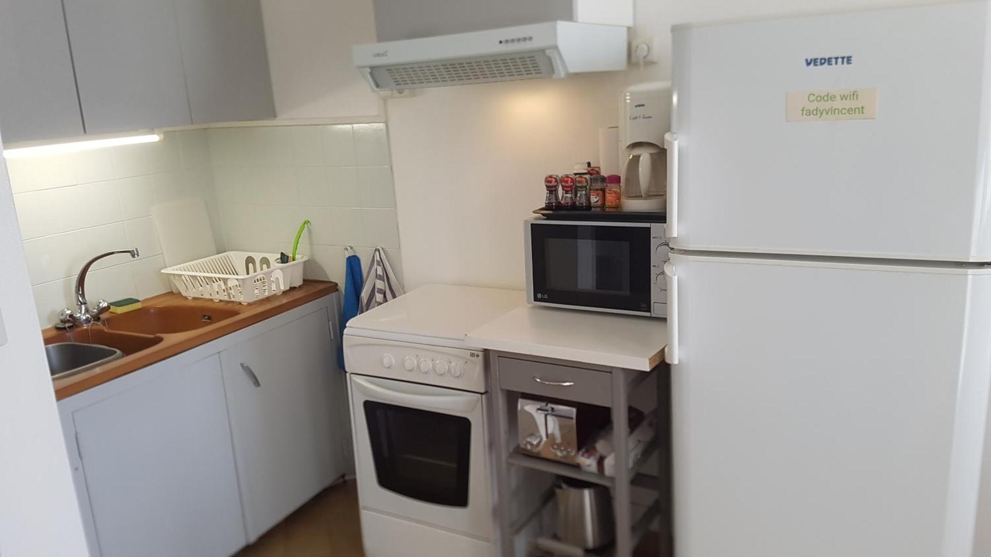 Appartements Coeur De Village Saint-Jean-du-Bruel Phòng bức ảnh